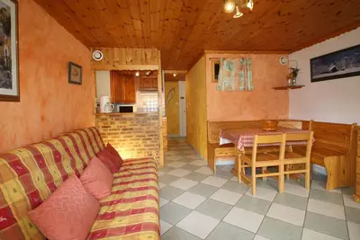 Image de Studio rénové 4 pers. , balcon vue lac, cuisine équipée