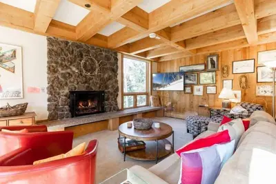 Image de Condos Treetops situé à Lionshead