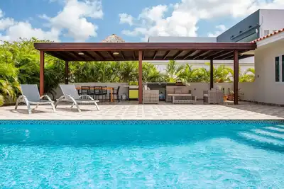 Image de Villa Kas Solo est une villa moderne dans l'un des quartiers les plus populaires de Curaçao