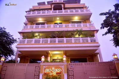 Image de Jeenmount Heritage Looking Hotel and Resort