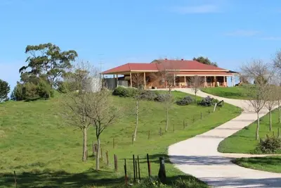 Image de The Clare View House (pet friendly, wheelchair accessible)Sleep 8