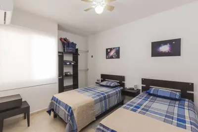 Image de Relaxing & Quite Apt - Full Apartment