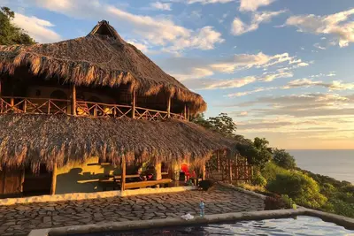Image de Casa Paradiso - Profitez du Sjds animé et de la tranquillité et des vues magnifiques