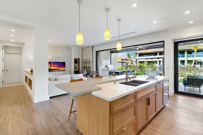 Image de Maui Resort Rentals: Brand New Luana Garden Villas - 6 chambres au total, taux d'actualisation inauguraux!