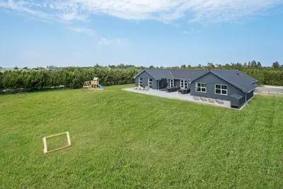 Image de Belle maison à Jerup avec sauna