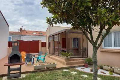 Image de Furnished *** 2 bedrooms, 4-5 pers. garage, comfortable, close to shops and beach