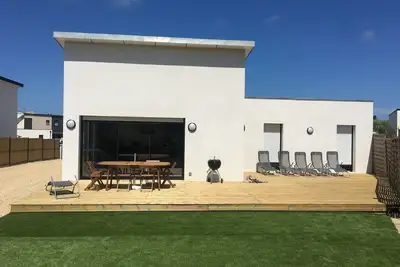 Image de Maison contemporaine Ă 300 m de la mer 6 personnes