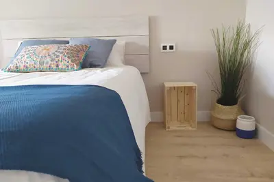 Image de J o G - Chambre bleue - -