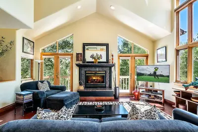 Image de Tastefully Appointed Eagle Vail Ski/Golf House! - Near Bus Route!