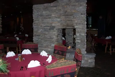 Ridge Tahoe Resort \"B\" (2 Master Suites)
