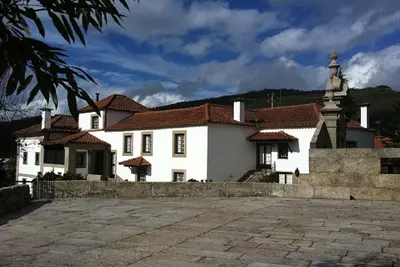 Image de Maison charmante et calme située dans un manoir du XVIIIème siècle