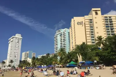 Image de Oceanside Studio à Isla Verde avec accès à la plage