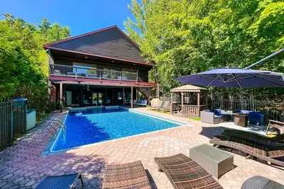 Image de Villa Sweetbriar - Piscine CREUSÉE! Dockspace!