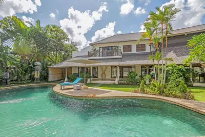 Image de Miu, Spacieux 4br Villa, les environs de Eat rue Seminyak