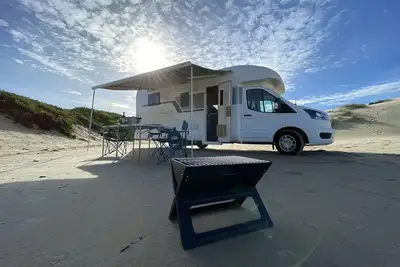 Image de Notre camping-car semi-intégré 265tl à Lisbonne