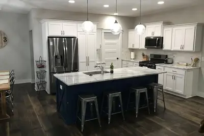 Image de Maison de 4 chambres à seulement 10 minutes du centre-ville de Dsm