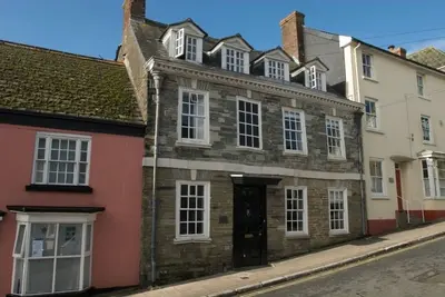 Image de Chain House: maison de ville historique au coeur de South Hams