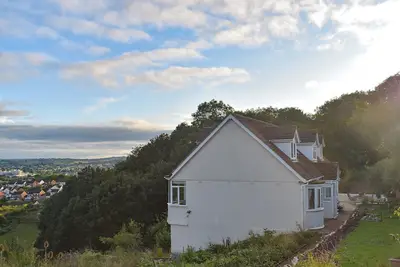 Image de Logement de 2 chambres Ă Near Torquay