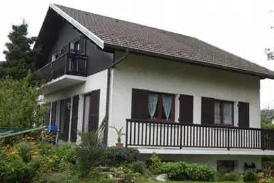 Image de Maison entière avec jardin à 20mn de Genève