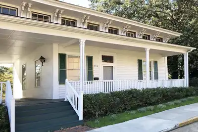Image de Historic Cherry Street House Downtown