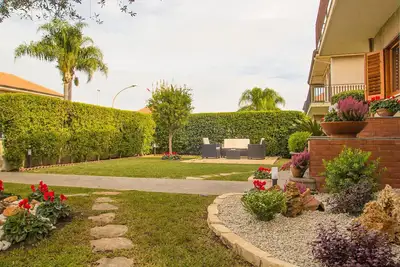 Image de Lilas - Maison et jardin