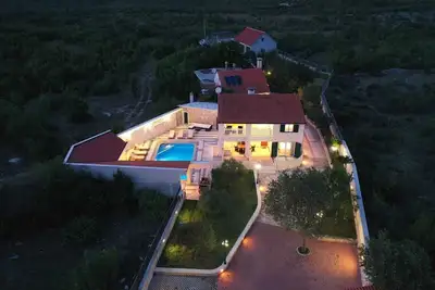 Image de Villa AnBer - luxueuse villa de style ambiant avec piscine privée près de Split