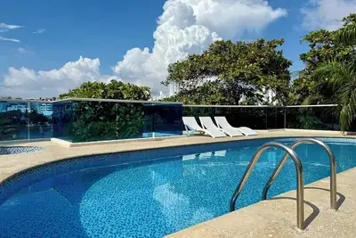 Image de Joli et central Mirador del Laguito 702