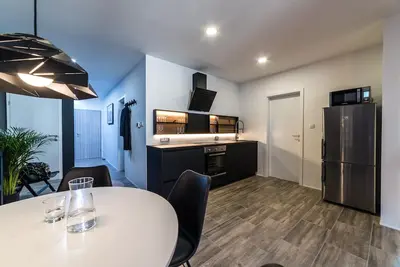 Image de Flex Design Tour As / Appartement design élégant Flex, 2br, WiFi gratuit et Ac