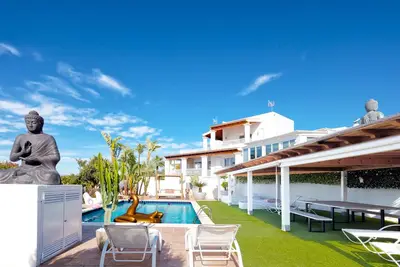 Image de Villa de luxe Can Musenya • 14-22 pax • à Jesús