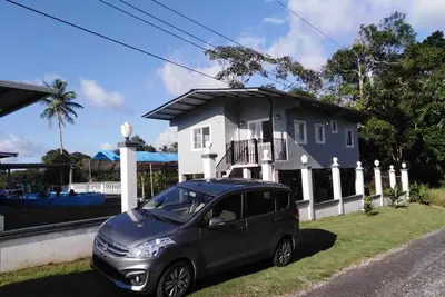 Image de La maison est belle mais le meilleur est le lac pour faire de la pêche