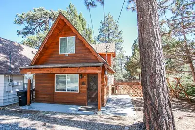 Image de Palms To Pines Cozy Modern 3 Br Sugarloaf Chalet