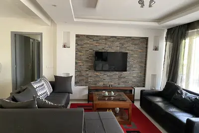 Image de Appartement à Mermoz, entièrement rénové, 2021. Nettoyage quotidien.