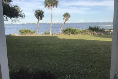 Image de Melbourne Waterfront - 1 Bed 1 Bath - Entire Apartment