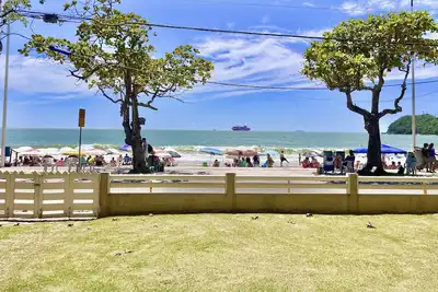 Image de Front House p Mar