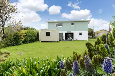 Image de Karoola - Waimarama Bach