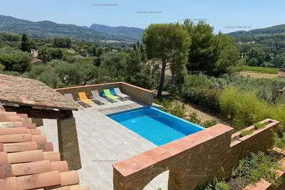 Image de Superbe propriété climatisée avec piscine et jardin village à pieds pour 10