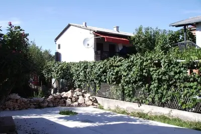 Image de Appartement dans Ždrelac avec Balcon, Climatisation, Wifi, Machine à laver (4834-2)