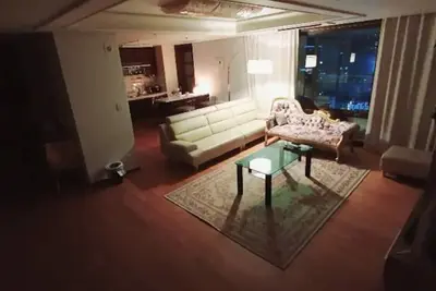 Image de ✧강남✧The Chairman'S Suite✧3bdr+2bath