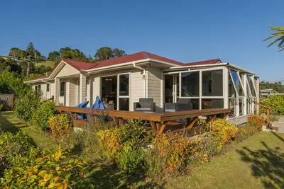Image de Base d'accueil - Cooks Beach Holiday Home