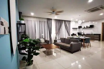 Image de Villa de 5 chambres près de la plage