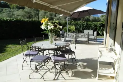 Image de Villa avec terrasses et piscine vue panoramique. Près golfs et plage, 1km village