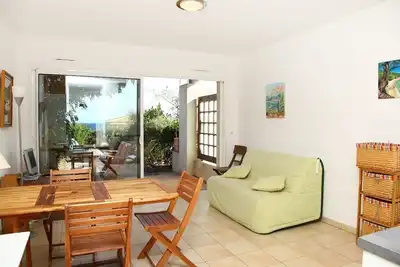 Image de Marine de Sant'Ambroggio - Appartement proche de la  plage - F2 V1n2