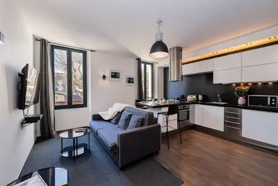 Image de 3 pcs Design - Rénové Cannes Ctre Croisette Emplacement n°1 Olam Properties