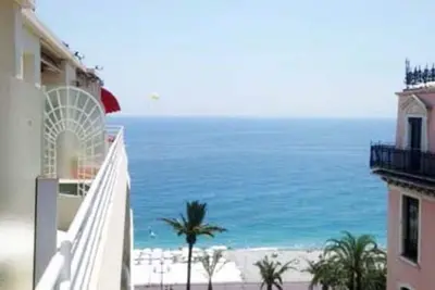 Image de Perfect location at Promenades des Anglais, with balcony and a sea view.