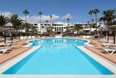 Suite Costa Kenia close to Playa Bastian with Pool By Pvl