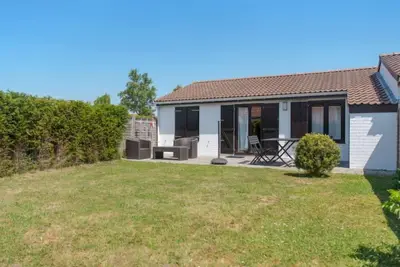 Image de Enjoy with parking by Interhome