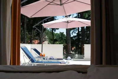 Image de Luxe: Villa Sur La Mer, Piscine Et Plage Bike & Kayak & Present