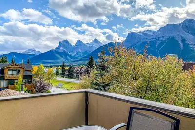 Image de Heavenly Vistas - Penthouse privé de luxe, situé au centre, vues à 360 °!