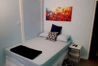 Image de Careffe Suites - Une chambre avec salle de bain privée