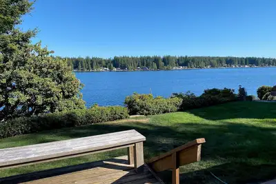 Image de Amazing Updated Lakefront Cabin with Hot Tub and Dock